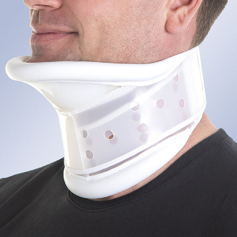 Orliman Semi Rigid Collar With Chin Support Adjustment